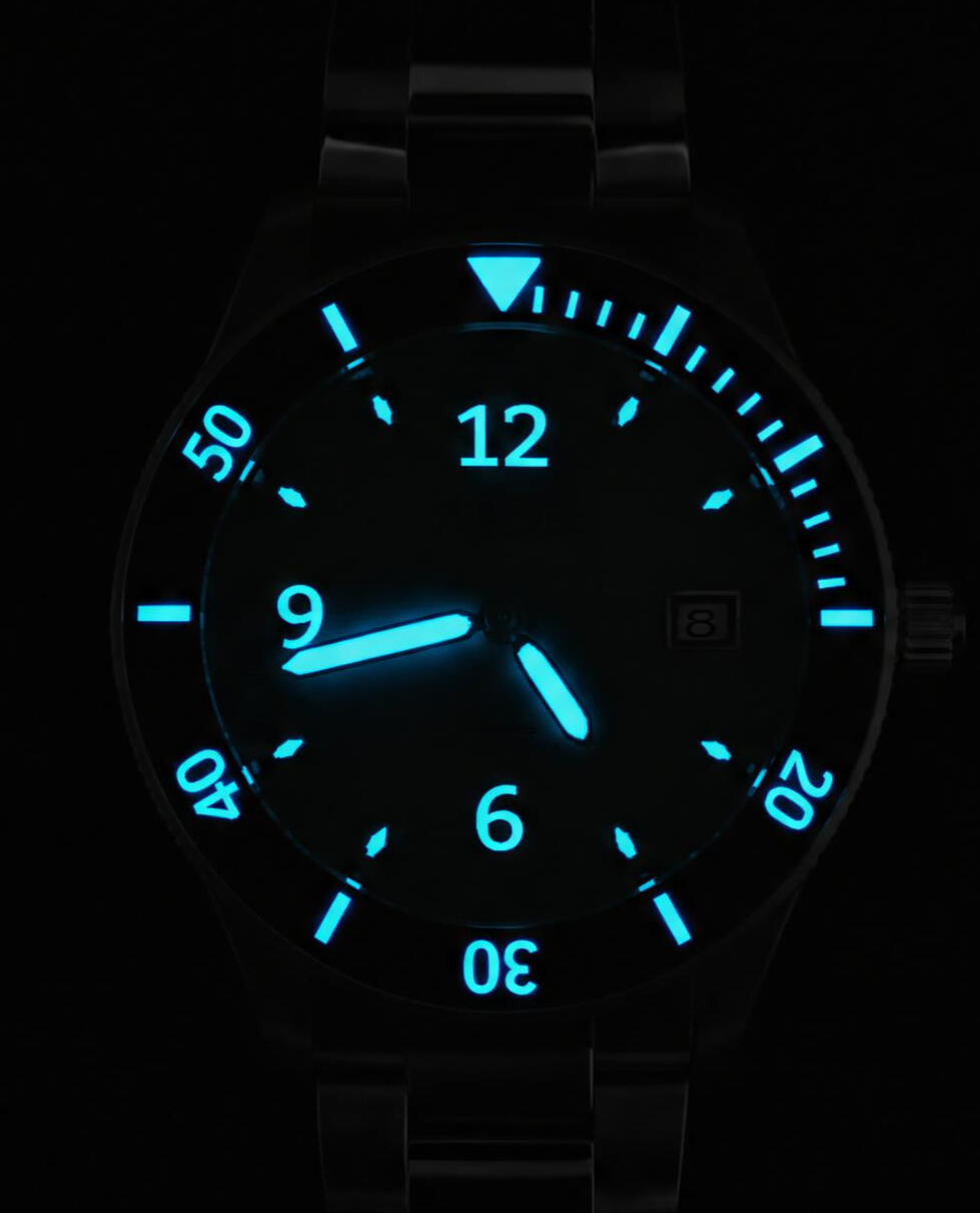 Swiss Super Lume Brilliant luminescence so you can tell time night or day.